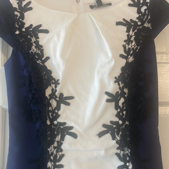 White navy blue stretchy dress - Picture 2 of 7